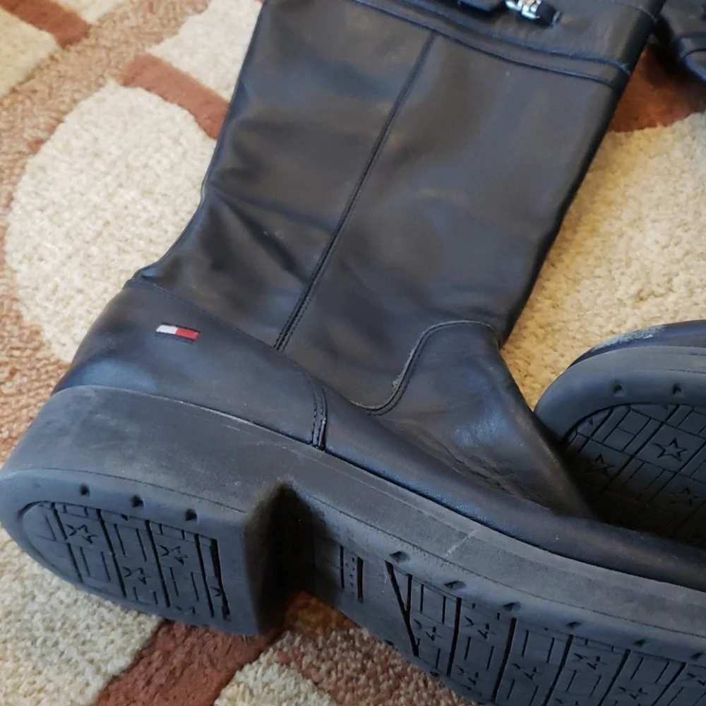 Tommy hilfiger black boots stars